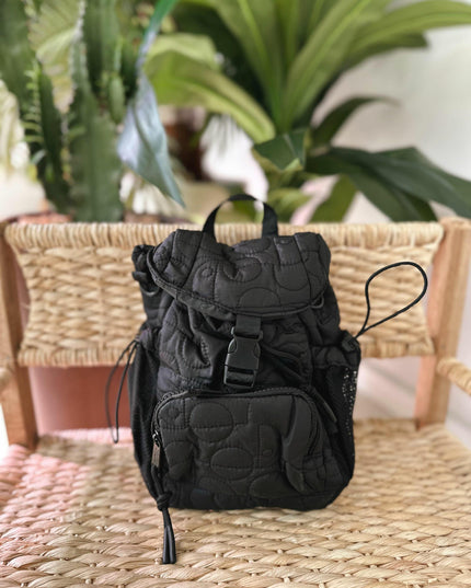 MOCHILA FARM PUFFER PIPOQUINHA PRETA